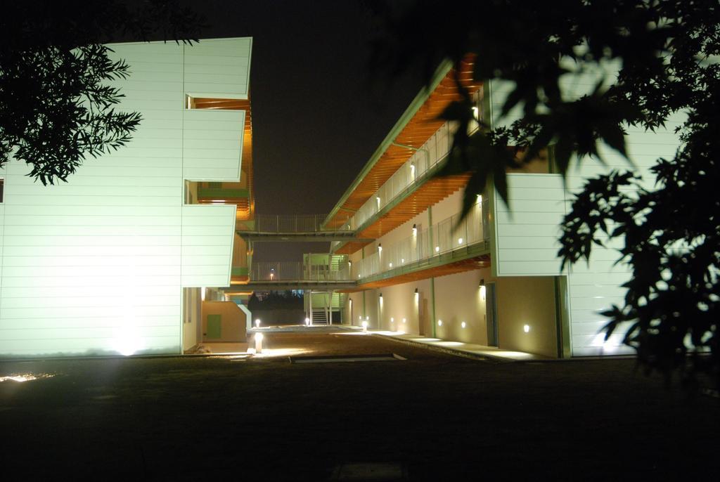 Residence & Suites Solaf Bonate di Sopra Ngoại thất bức ảnh